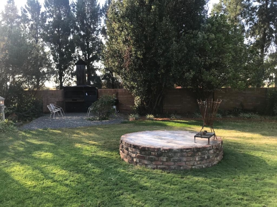 13 Bedroom Property for Sale in Soutpan Free State